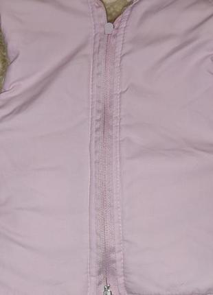 Жилетка, подстёжка под верхнюю одежду, безрукавка