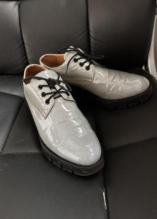 Шкіряні туфлі, челсі, лакові туфлі, дербі, лофери 38 р. 24.5 см