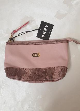 Косметичка dkny