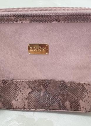 Косметичка dkny 2