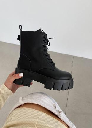 Ботинки натуральная кожа чёрные