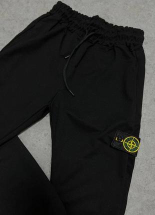 Мужские черные штаны stone island чоловічі чорні штани stone island2 фото