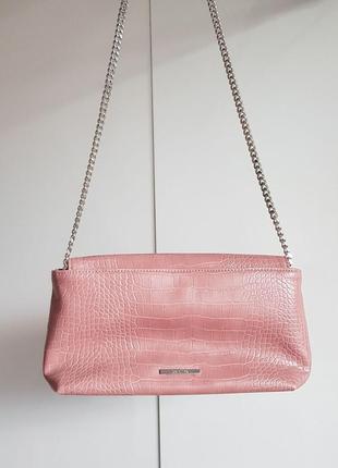 Розовая пудровая сумка bershka1 фото