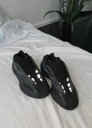 Жіночі кросівки adidas yeezy boost 700 v3 « black alvah » / женские кроссовки адидас изи рефлективные