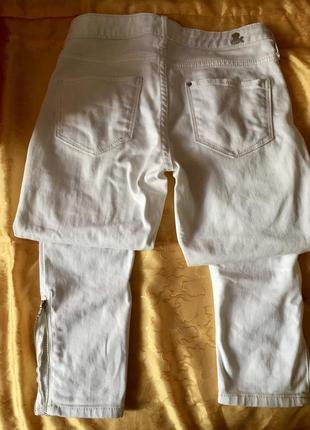 Белые джинсы скини р.s4 фото