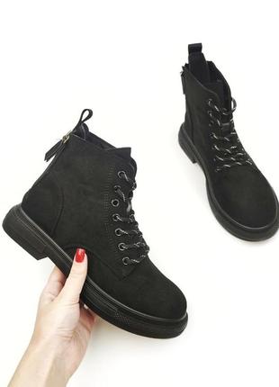 Жіночі демісезонні черевики на шеурках із застібкою чорні9 фото