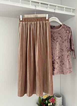 Бархатная юбка плиссе asos