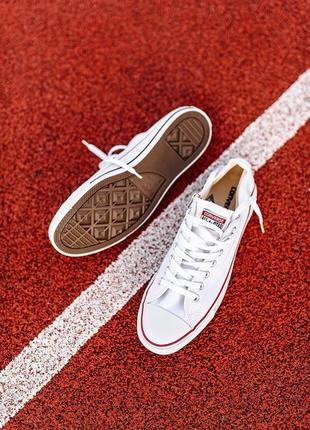 Жіночі кеди converse white black & red lines

женские кеди конверси8 фото