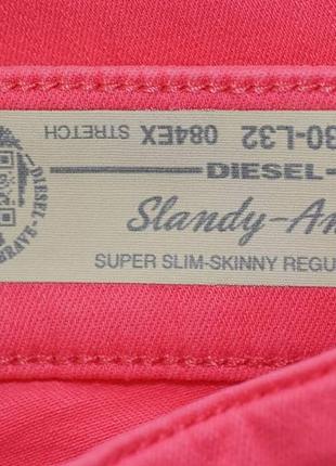 Женские джинсы diesel розового цвета, skinny, с рваностями.5 фото