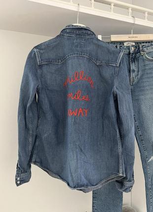 Крутая джинсовая рубашка levi’s3 фото