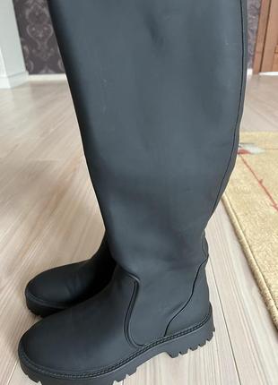 Жіночі черевики