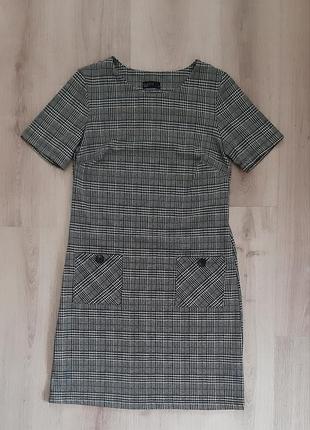 Платье  трикотажное в клеточку
