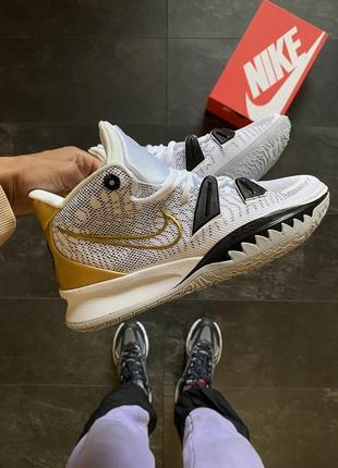 Кросівки nike kyrie 7