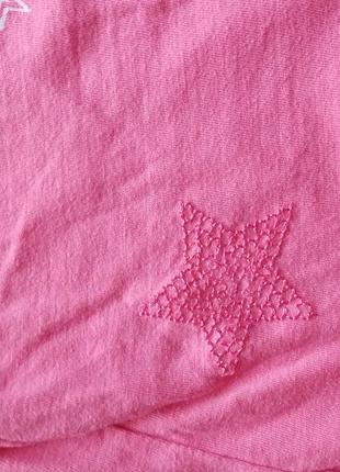 Розовая футболка со шлейфом, звездочками и рукавами из фатина3 фото