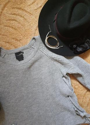 Серый свитер с завязками 2