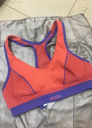 Спортивний топ