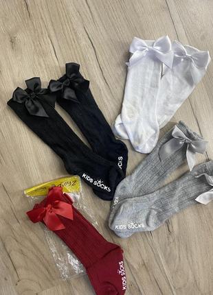 Носочки з бантами підколінки