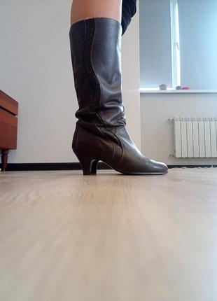 Чоботи шкіряні