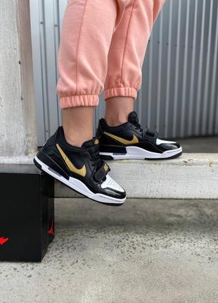 Nike jordan legacy 312 low black gold топові жіночі високі кросівки найк джордан чорні золоті люкс женские черные высокие кроссовки черные золотые2 фото