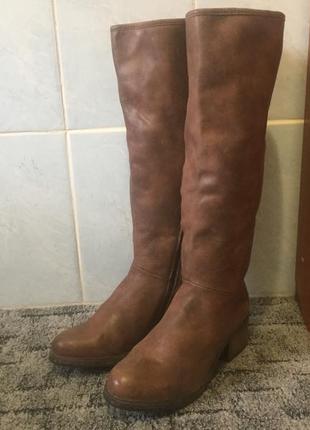 Женские кожаные сапожки fat face 40р