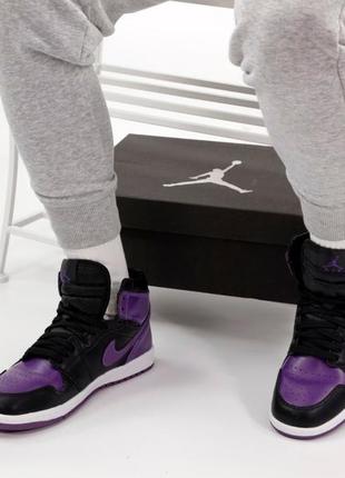 Nike jordan 1 retro black violet стильні чоловічі високі кросівки найк джордан чорно фіолетові мужские топовые кроссовки черно фиолетовые4 фото