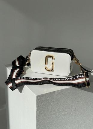 Marc jacobs small camera bag white black жіноча міні сумочка марк джейкобс чорно біла червона всередині брендовая сумка черно белая красная внутри1 фото