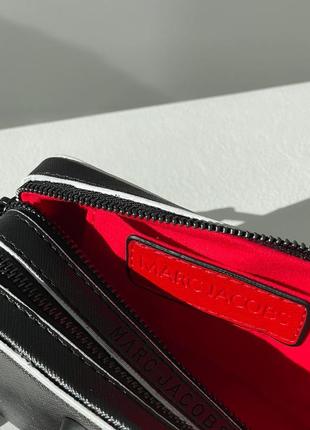 Marc jacobs small camera bag line black розкішна чорна брендова міні сумочка марк джейкобс червона всередині шикарная черная сумка красная внутри3 фото