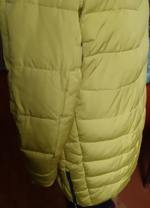 Пуховик женский желтый