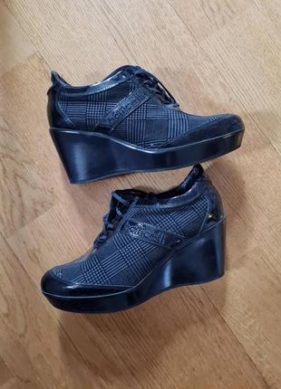 Сникерсы botticelli италия