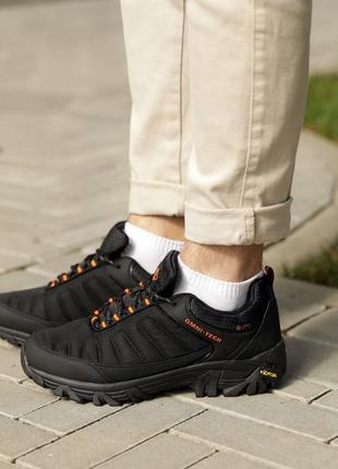 Стильные мужские кроссовки с мембраной, влагостойкие черные деми, демисезонные, осенние, весенние (осень, весна 2022-2023)2 фото