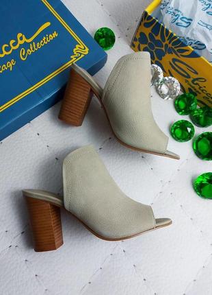 Sbicca оригінал сірі шкіряні мюлі на підборах