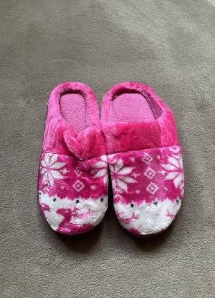 Новые розовые детские тапочки зимние