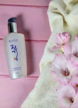 Відновлювальна сироватка для волосся daeng gi meo ri 140 мл