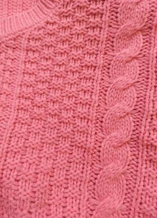 Розовый объемный оверсайз свитер крупной вязки4 фото