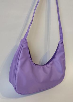 Фиолетовая сумочка с короткой ручкой10 фото