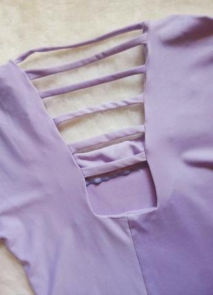 Лавандовое сиреневое фиолетовое платье миди длинное вырез декольте рукавом стрейч8 фото