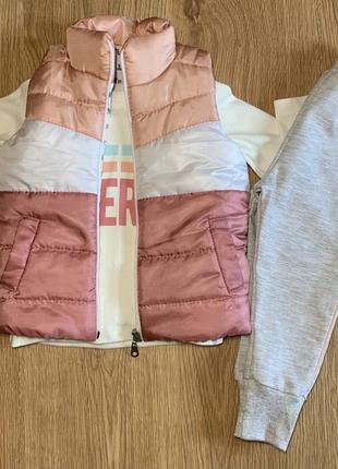 Спортивний костюм із жилетом