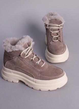Ботинки женские замшевые бежевые на шнурках, зимние1 фото