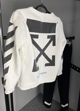 Стильный спортивный костюм off white