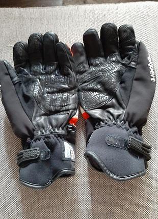 Рукавички с дефектами 2