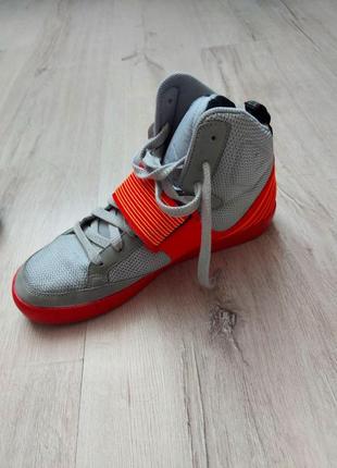 Кросівки nike nsw skystepper limited edition3 фото