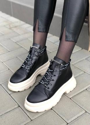 Оригинальные ботинки кожа