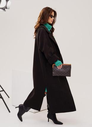 Чорне кашемірове пальто з розрізами3 фото