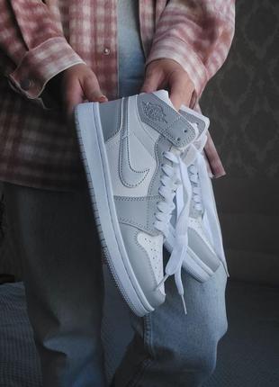 Nike air jordan 1 silver/grey/white жіночі високі кросівки найк джордан сірі срібні женские высокие брендовые кроссовки серебряные серые