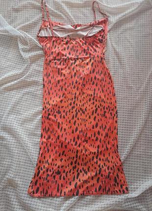 Яскрава сукня в помаранчевий леопардовий принт prettylittlething10 фото
