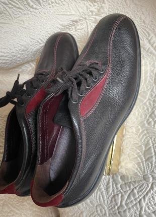 Дорогие практичные кроссовки туфли tods на шнурках , кожаные, натуральная кожа3 фото