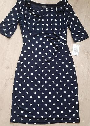 Вишукана класична сукня  р.48-46