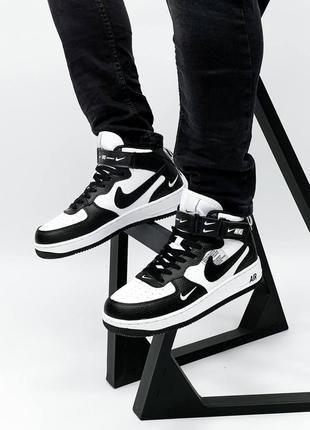 Nike air force mid utility black white чоловічі високі кросівки найк чорно білі мужские высокие брендовые топовые кроссовки черно белые7 фото