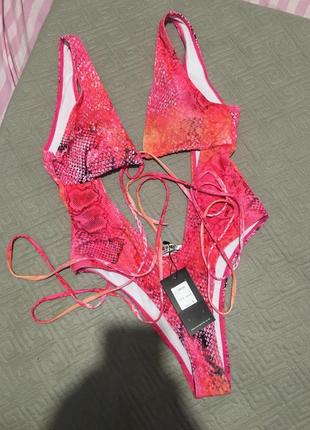 Новый женский купальник размер м