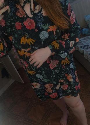 Платье в цветочек